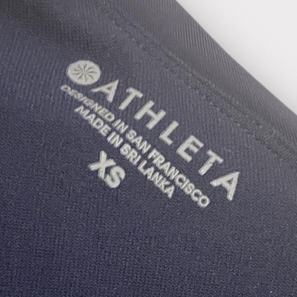 Athleta High-Neck Keyhole Halter Adjustable Tie Bikini Top in Navy Blue sz XS - Picture 6 of 6